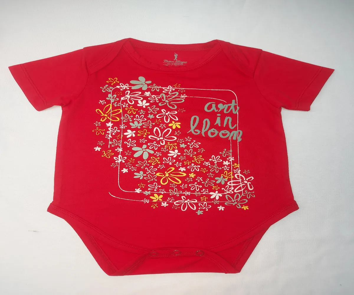 red-art-in-bloom-baby-bodysuit-detail red-art-in-bloom-baby-bodysuit-detail